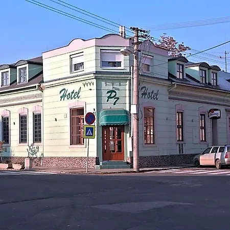 P7 Hotel